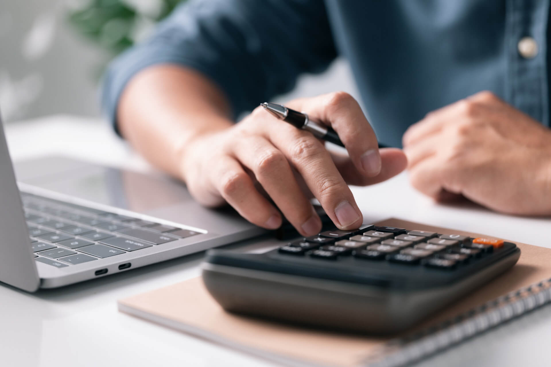 LOWER ENERGY & OPERATIONAL COSTS