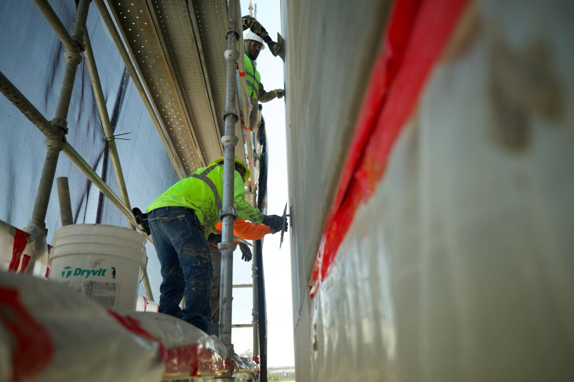 HIGH-PERFORMANCE EIFS SYSTEMS